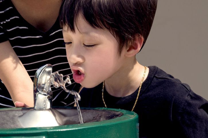 kid drinking water